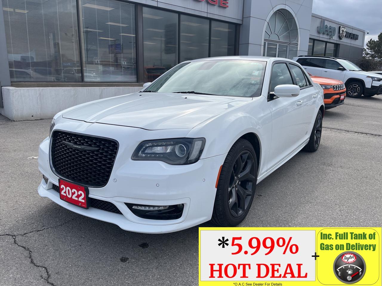 2022 Chrysler 300 Touring L *NAVI *LTHR *PARKSENSE *PWR SEATS Photo