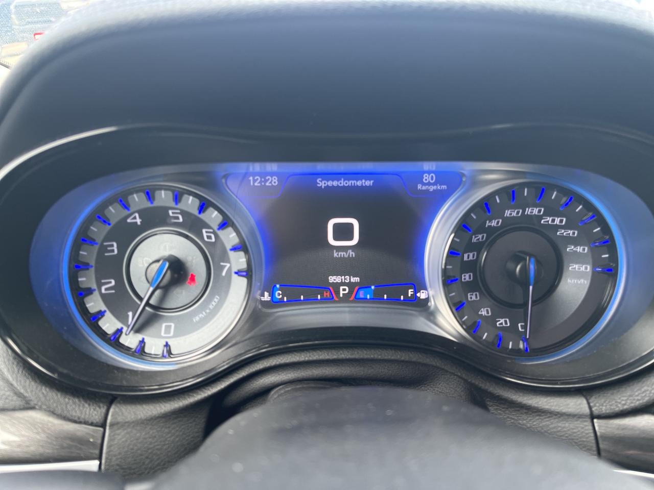 2022 Chrysler 300 Touring L *NAVI *LTHR *PARKSENSE *PWR SEATS Photo