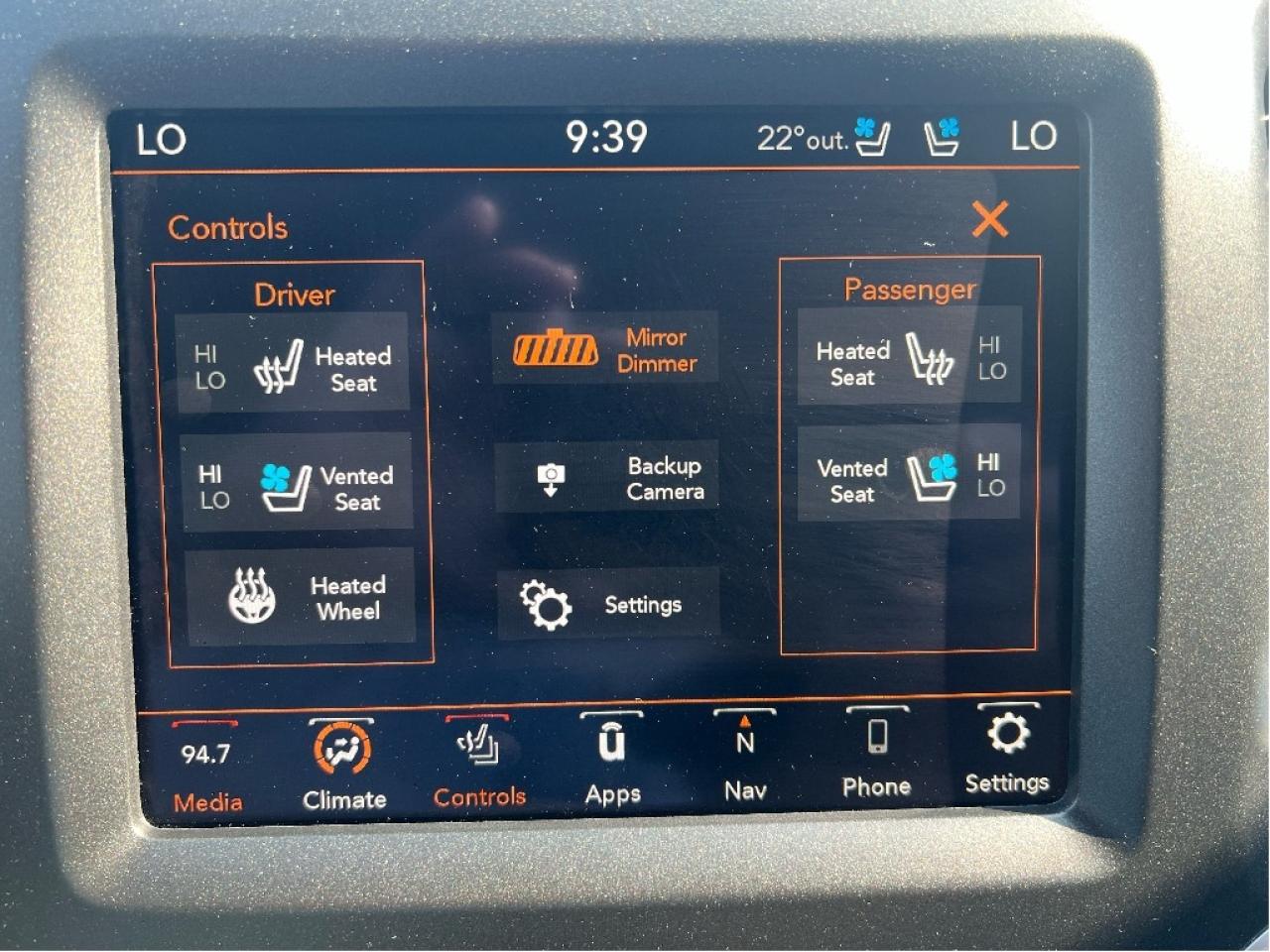 2023 Jeep Cherokee Trailhawk 4x4 *NAVI *SUNROOF *CLEAN CARFAX Photo