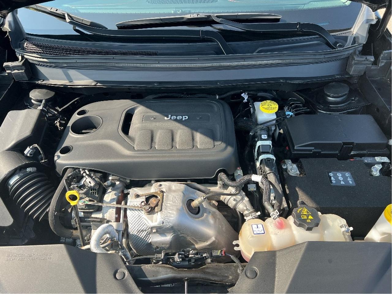 2023 Jeep Cherokee Trailhawk 4x4 *NAVI *SUNROOF *CLEAN CARFAX Photo