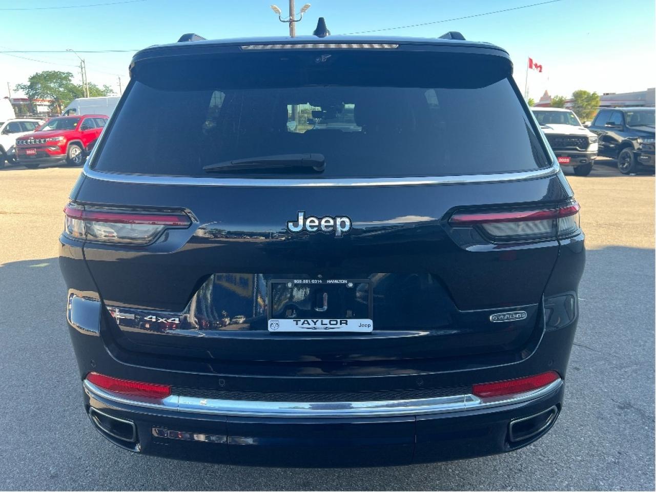 2023 Jeep Grand Cherokee L Overland 4x4 V6 *1 OWNER *CLEAN CARFAX *LOADED Photo