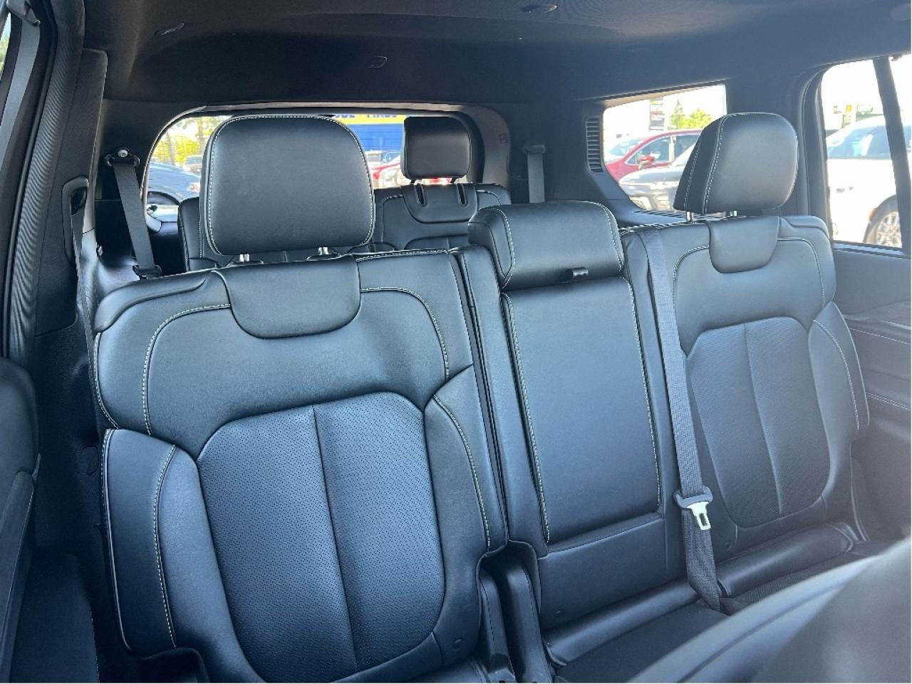 2023 Jeep Grand Cherokee L Overland 4x4 V6 *1 OWNER *CLEAN CARFAX *LOADED Photo