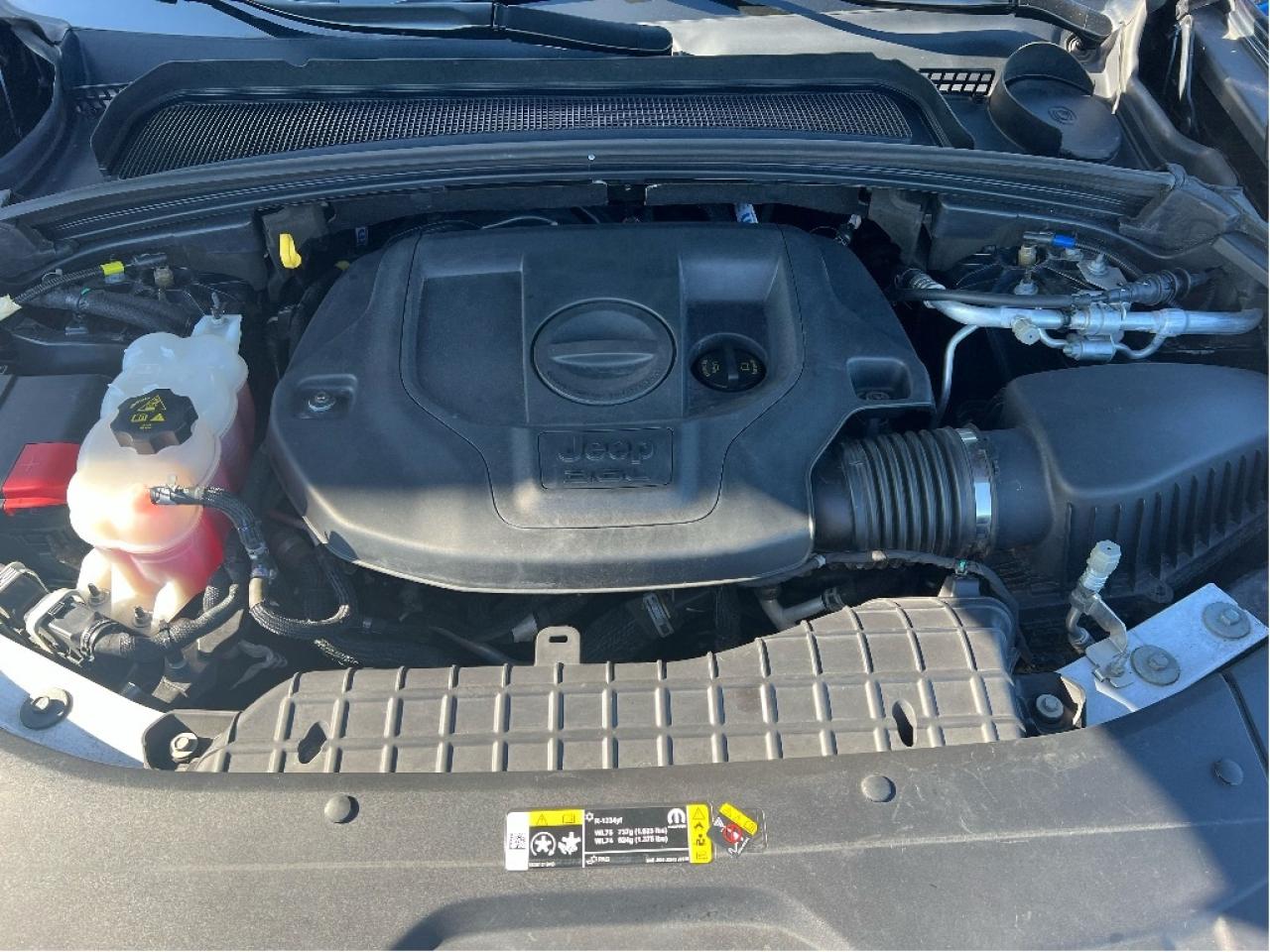 2023 Jeep Grand Cherokee L Overland 4x4 V6 *1 OWNER *CLEAN CARFAX *LOADED Photo