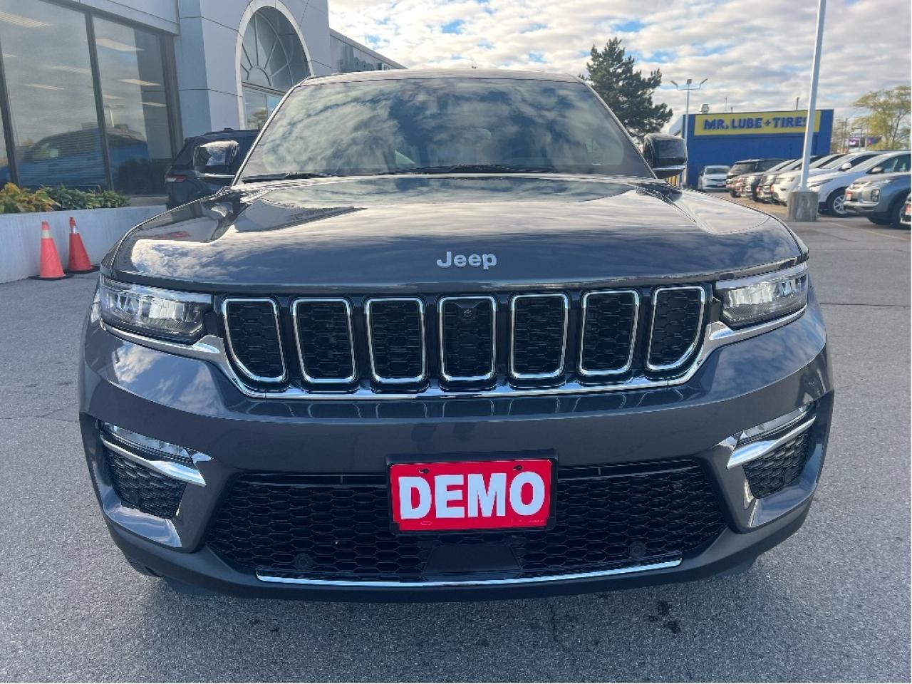 2025 Jeep Grand Cherokee Limited 4x4 V6 Demonstrator *SUNROOF *TOW *LUXURY Photo