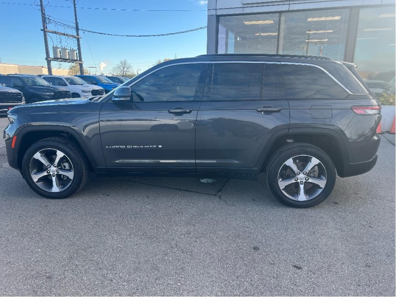 2025 Jeep Grand Cherokee Limited 4x4 V6 Demonstrator *SUNROOF *TOW *LUXURY Photo