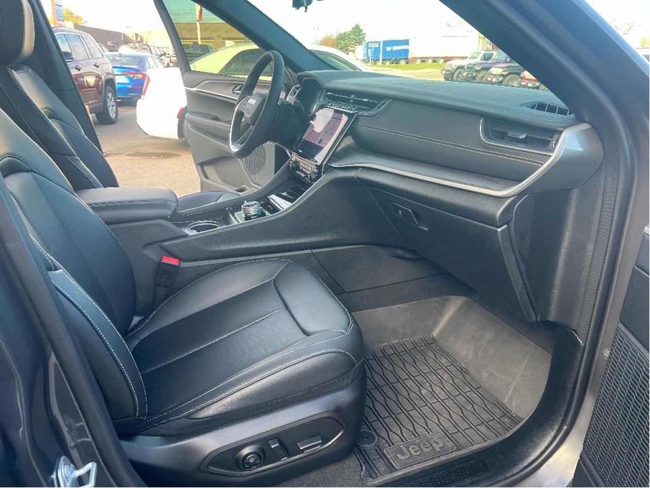 2025 Jeep Grand Cherokee Limited 4x4 V6 Demonstrator *SUNROOF *TOW *LUXURY Photo