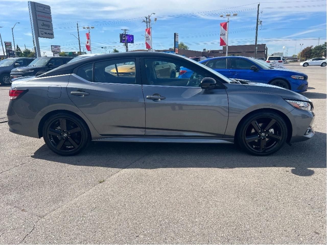 2023 Nissan Sentra SR Midnight *SUNROOF *LOW KMS *CLEAN CARFAX Photo