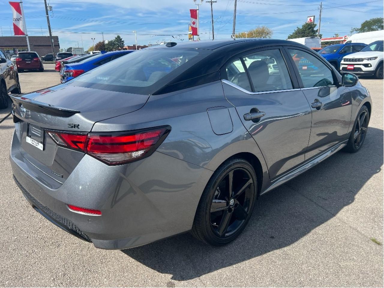 2023 Nissan Sentra SR Midnight *SUNROOF *LOW KMS *CLEAN CARFAX Photo