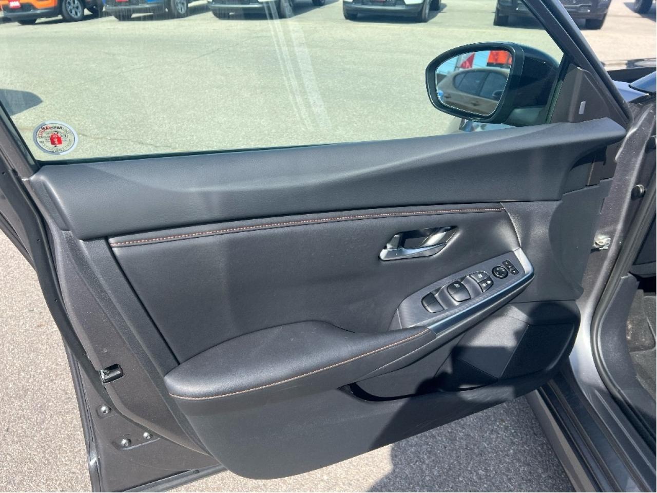 2023 Nissan Sentra SR Midnight *SUNROOF *LOW KMS *CLEAN CARFAX Photo