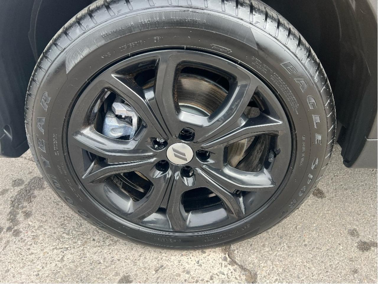 2024 Dodge Hornet GT AWD 4 Cyl Turbo Demonstrator *BLACKTOP Photo