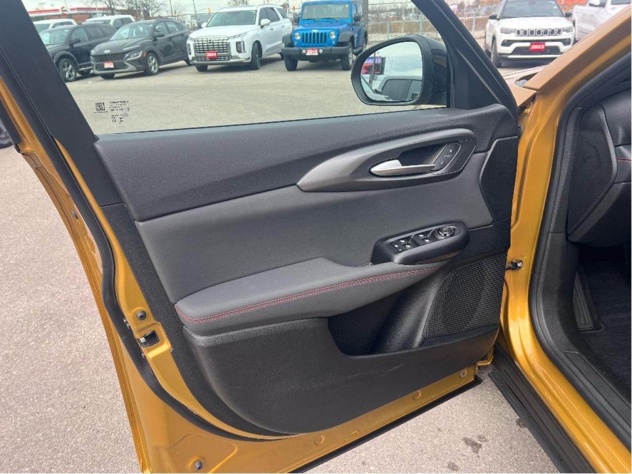 2024 Dodge Hornet GT AWD 4 Cyl Turbo Demonstrator *BLACKTOP Photo