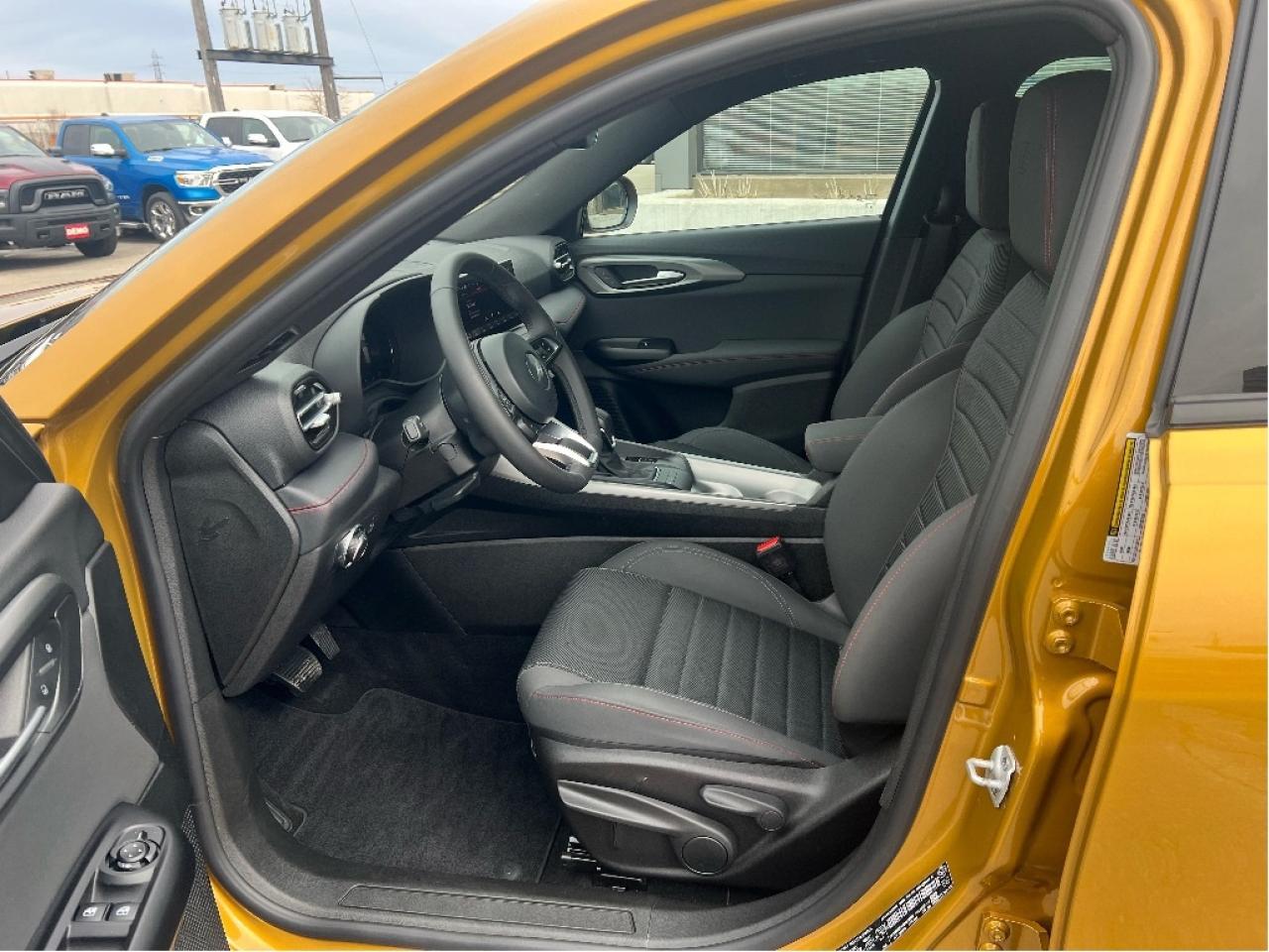 2024 Dodge Hornet GT AWD 4 Cyl Turbo Demonstrator *BLACKTOP Photo