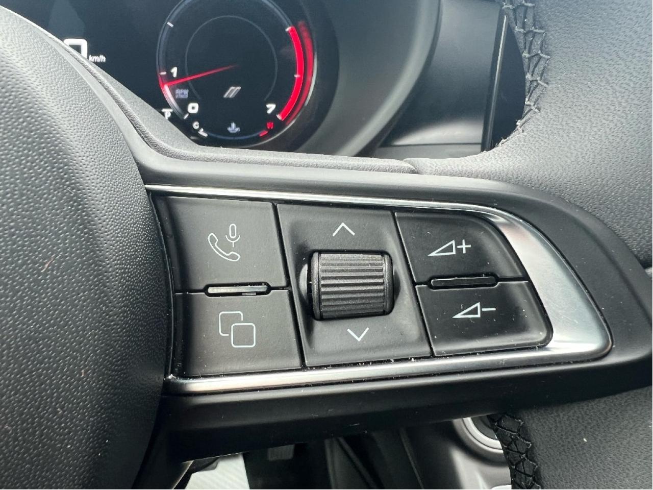 2024 Dodge Hornet GT AWD 4 Cyl Turbo *BLACKTOP *HEATED SEATS Photo