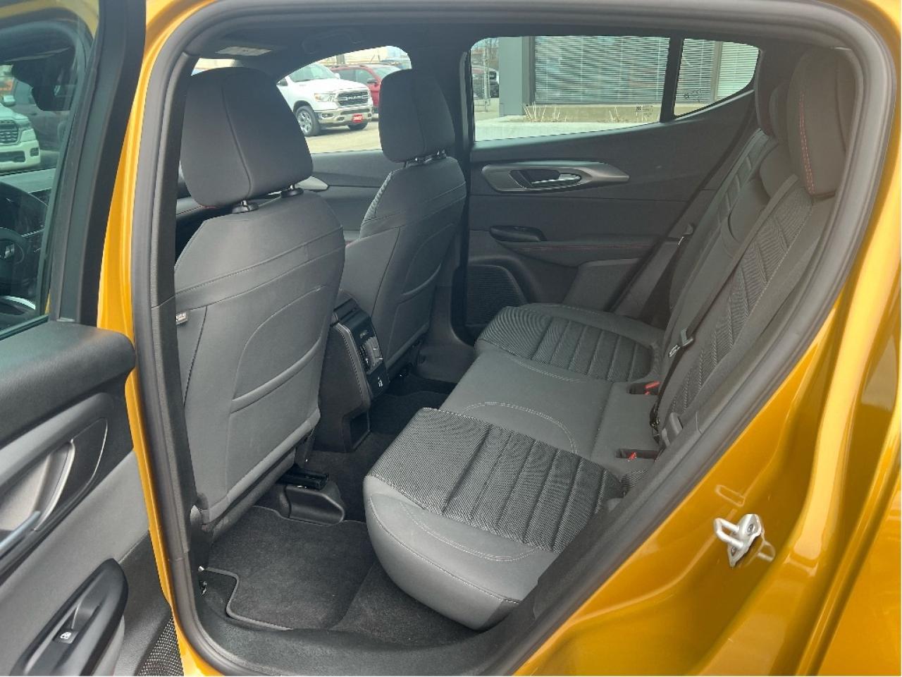 2024 Dodge Hornet GT AWD 4 Cyl Turbo *BLACKTOP *HEATED SEATS Photo