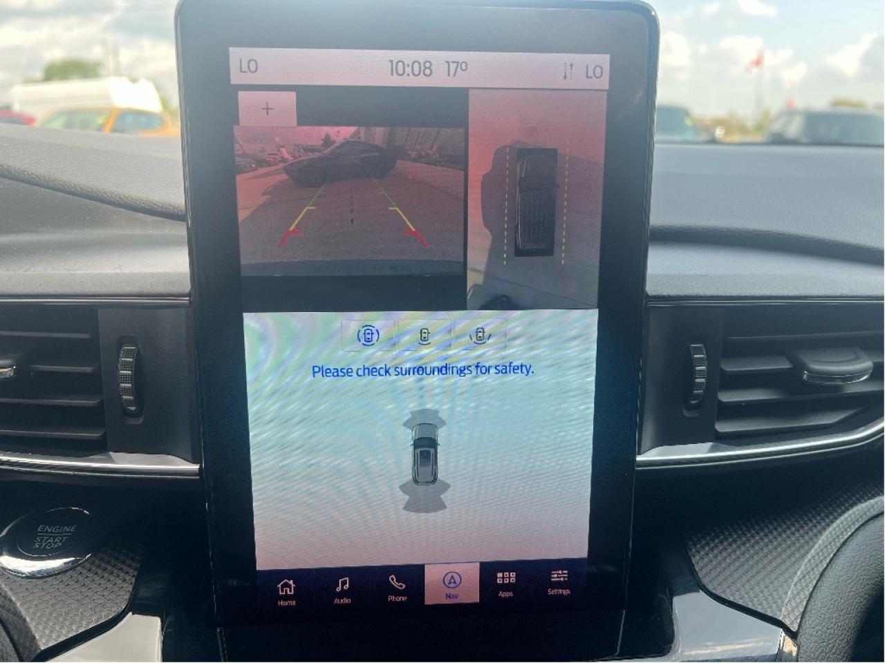 2022 Ford Explorer ST 4WD *INC SNOW TIRES!! *SUNROOF *HITCH Photo