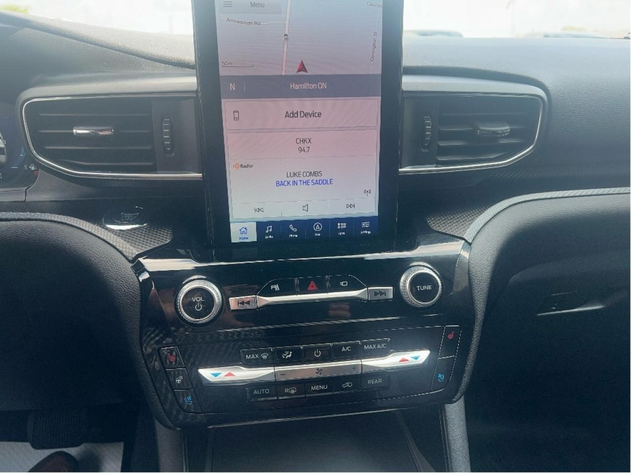 2022 Ford Explorer ST 4WD *INC SNOW TIRES!! *SUNROOF *HITCH Photo