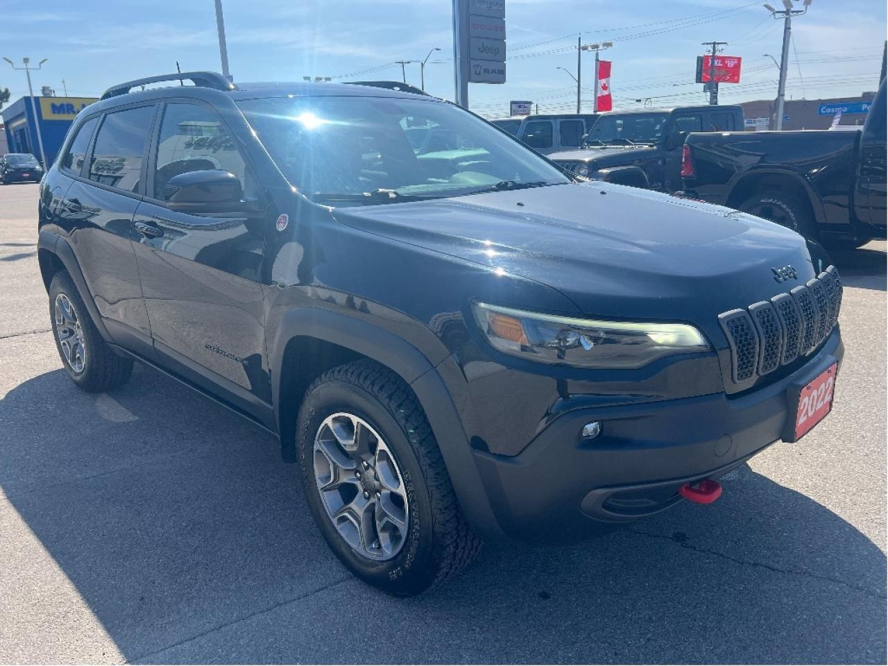 2022 Jeep Cherokee Trailhawk 4x4 V6 *PWR SEAT *HEAT SEATS *RMT START Photo3