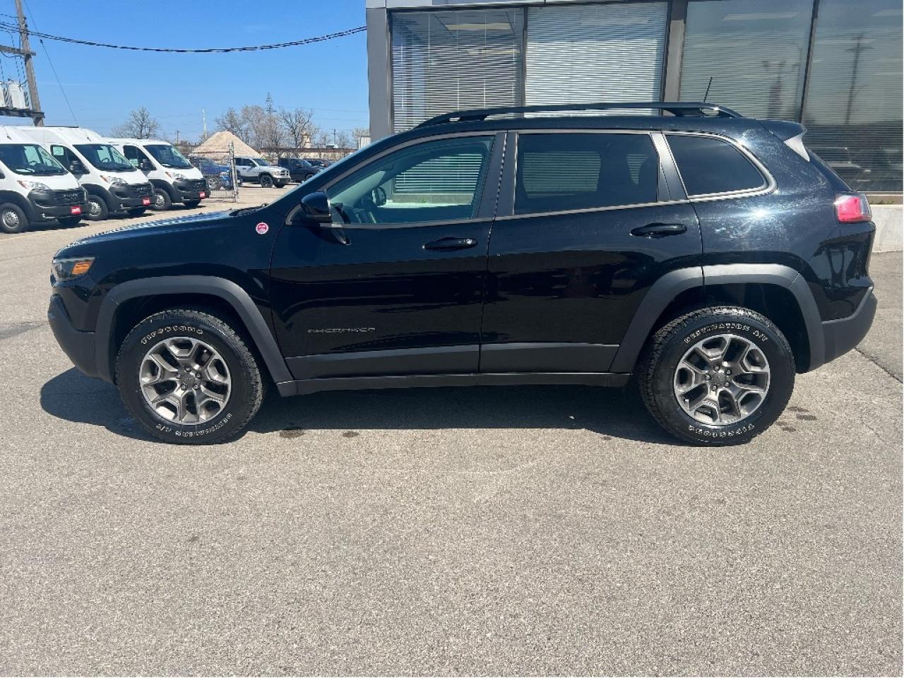 2022 Jeep Cherokee Trailhawk 4x4 V6 *PWR SEAT *HEAT SEATS *RMT START Photo