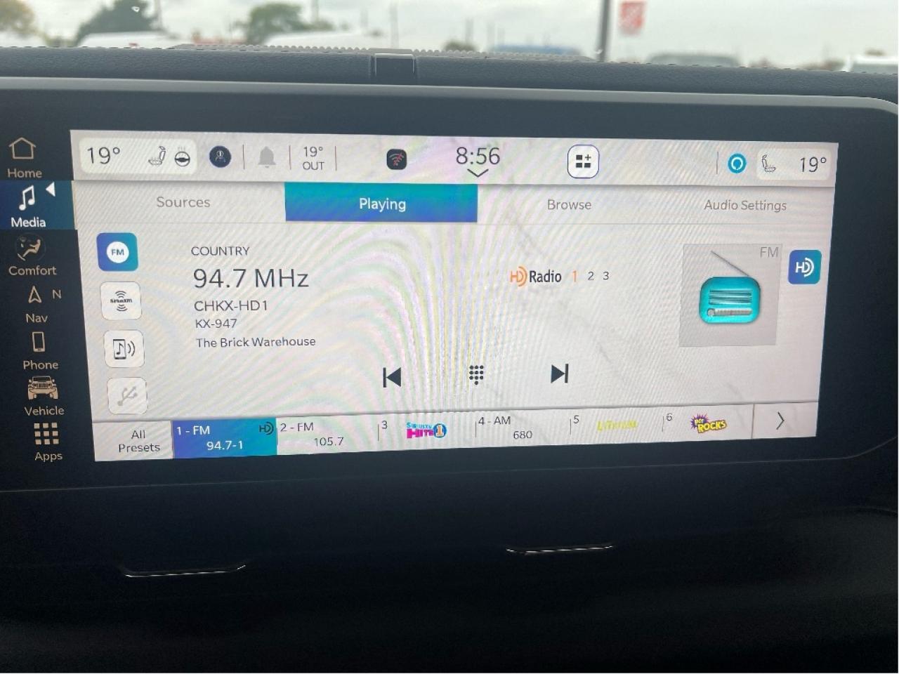 2025 Jeep Wrangler Sahara 4 Door 4x4 V6 Demonstrator *LEATHER *SAFETY Photo