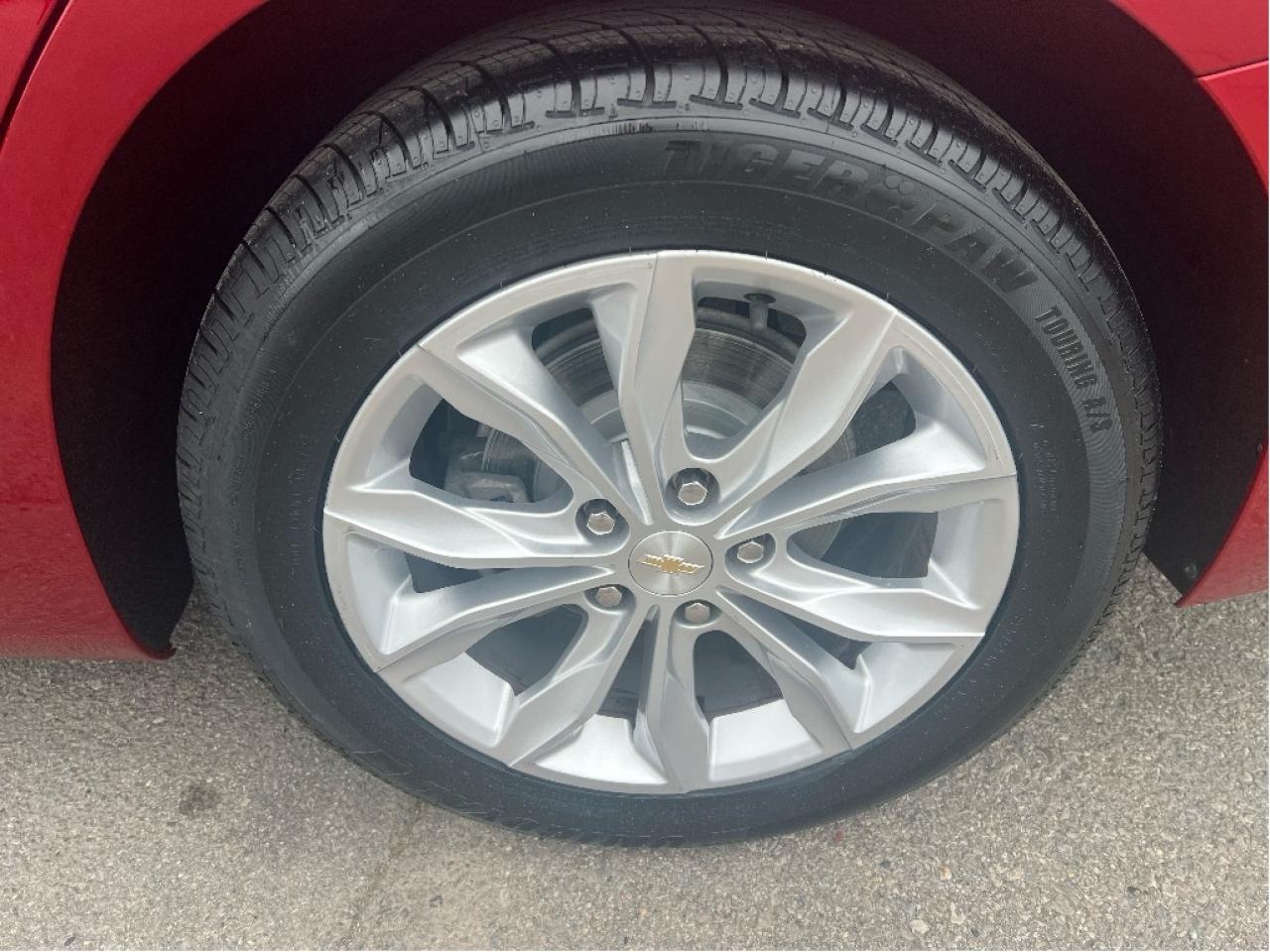 2023 Chevrolet Malibu 1LT *PWR SEAT *BKP CAM *HEATED SEATS *BLUETOOTH Photo