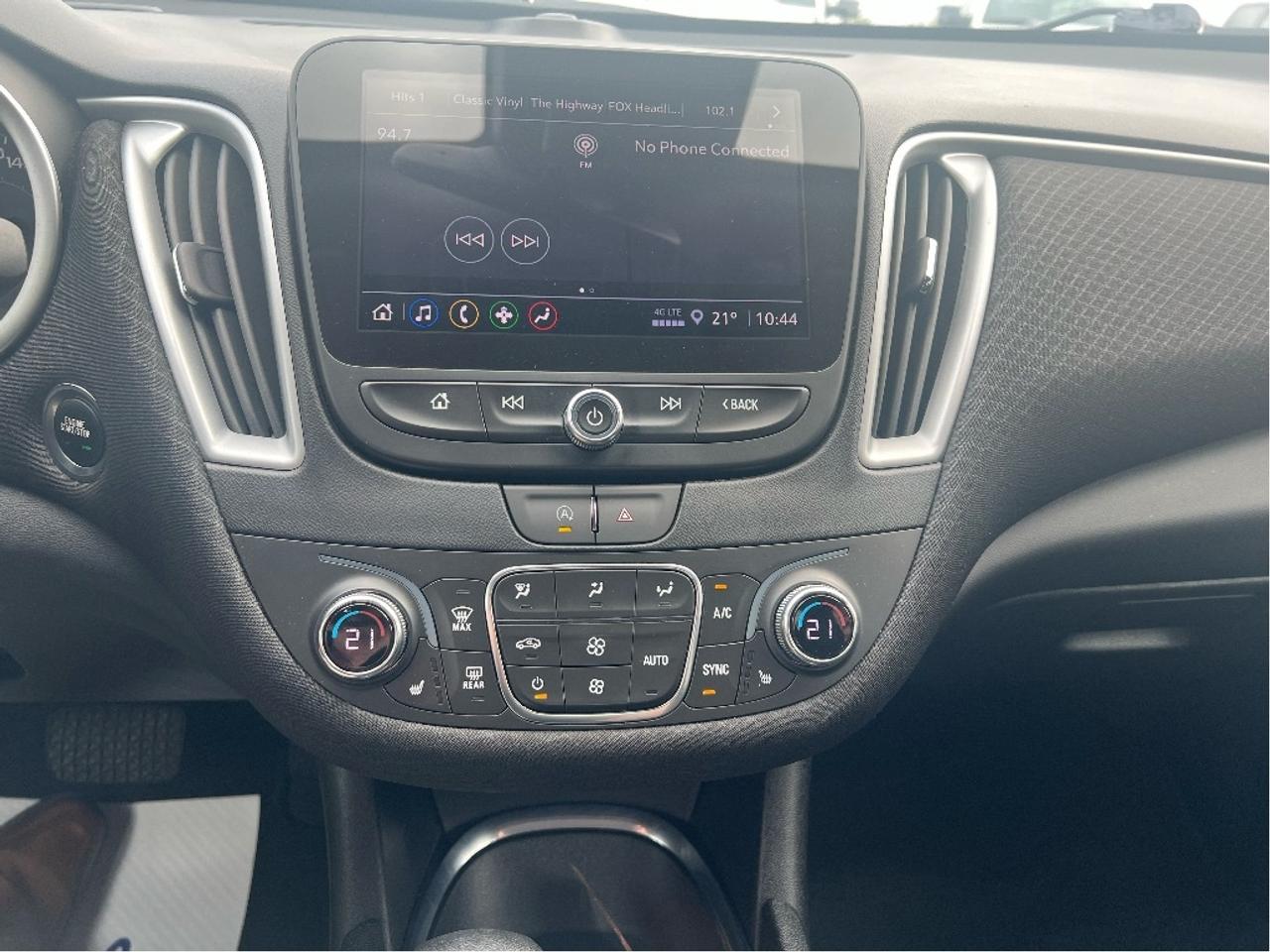 2023 Chevrolet Malibu 1LT *PWR SEAT *BKP CAM *HEATED SEATS *BLUETOOTH Photo