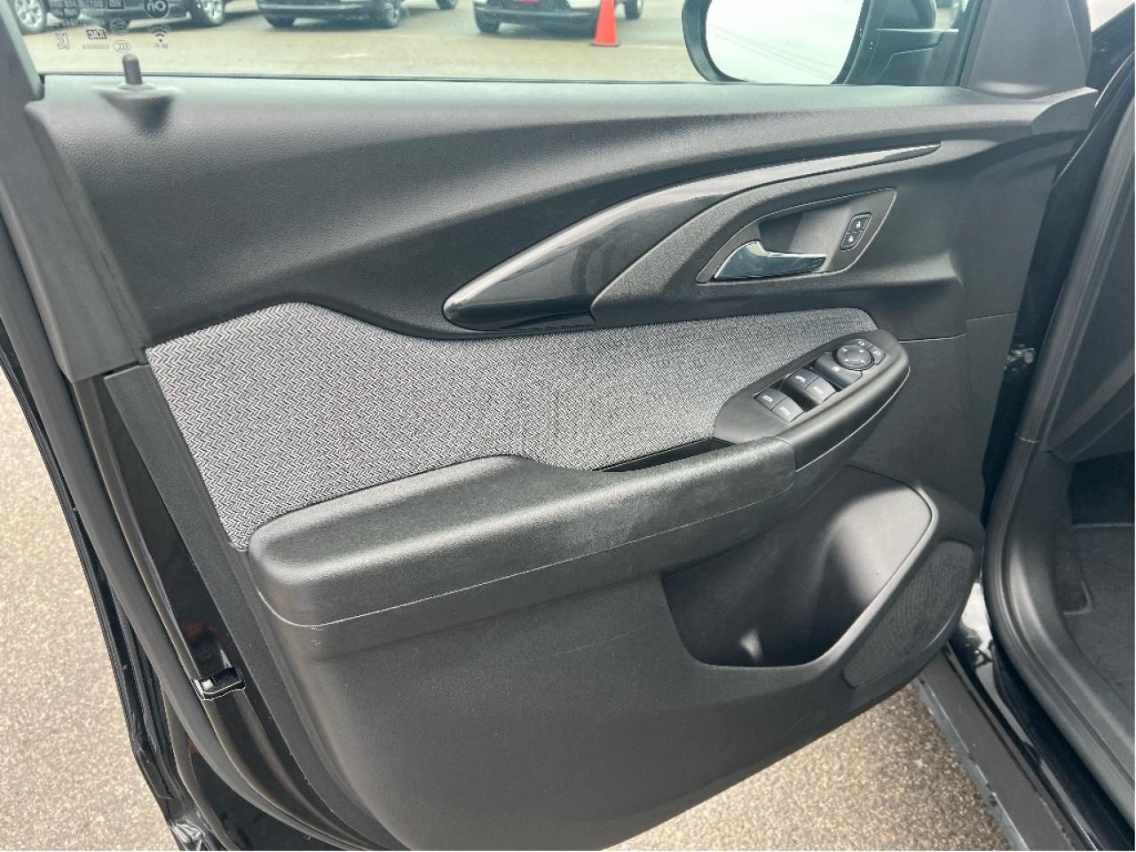 2023 Chevrolet TrailBlazer LT AWD TURBO *PWR SEAT *REMOTE START *LOW KMS Photo