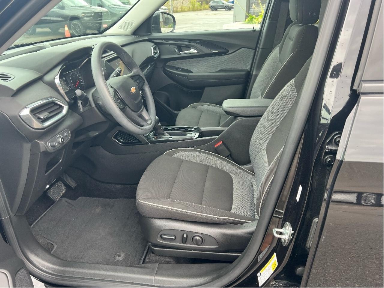 2023 Chevrolet TrailBlazer LT AWD TURBO *PWR SEAT *REMOTE START *LOW KMS Photo