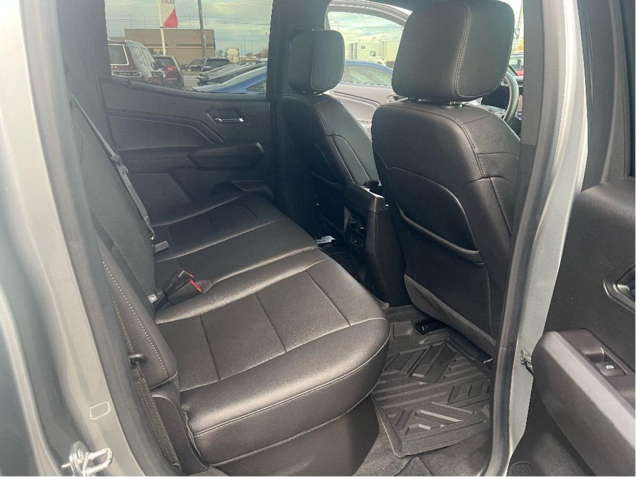 2023 Chevrolet Colorado LT Crew 4x4 *LTHR *NAVI *REMOTE START *PWR SEAT Photo