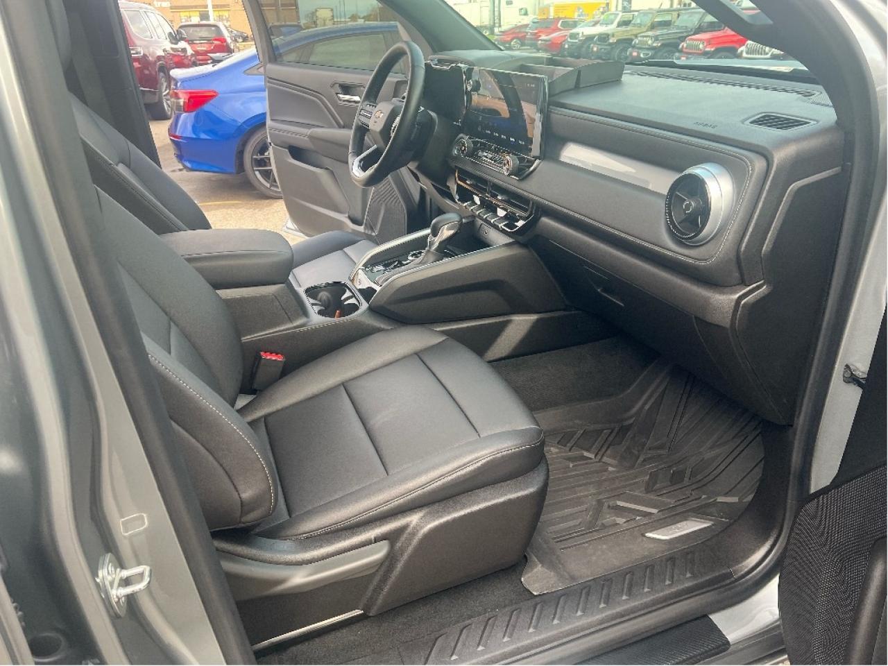 2023 Chevrolet Colorado LT Crew 4x4 *LTHR *NAVI *REMOTE START *PWR SEAT Photo