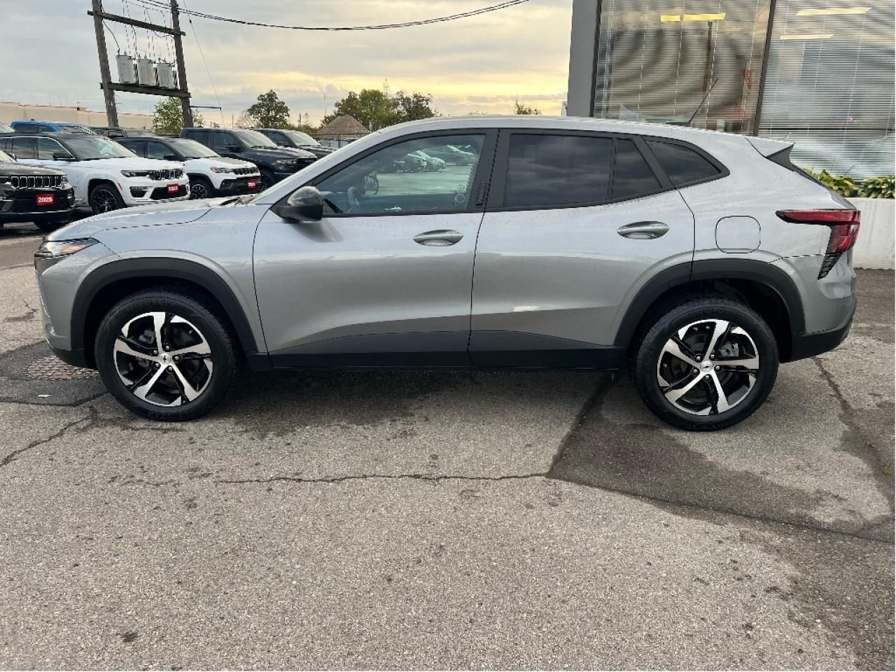 2024 Chevrolet Trax 1RS *SUNROOF *REMOTE START *HEATED SEATS Photo