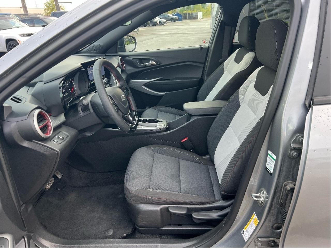 2024 Chevrolet Trax 1RS *SUNROOF *REMOTE START *HEATED SEATS Photo