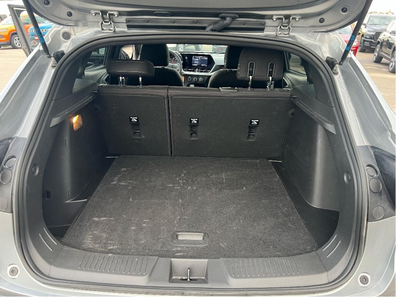 2024 Chevrolet Trax 1RS *SUNROOF *REMOTE START *HEATED SEATS Photo