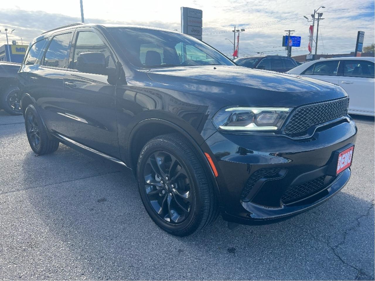 2024 Dodge Durango SXT+ AWD *6,286 KMS!! *BLACKTOP *TOW PACK *7-PASS Photo