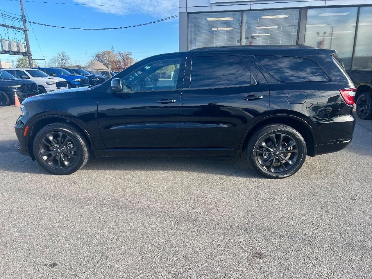 2024 Dodge Durango SXT+ AWD *6,286 KMS!! *BLACKTOP *TOW PACK *7-PASS Photo
