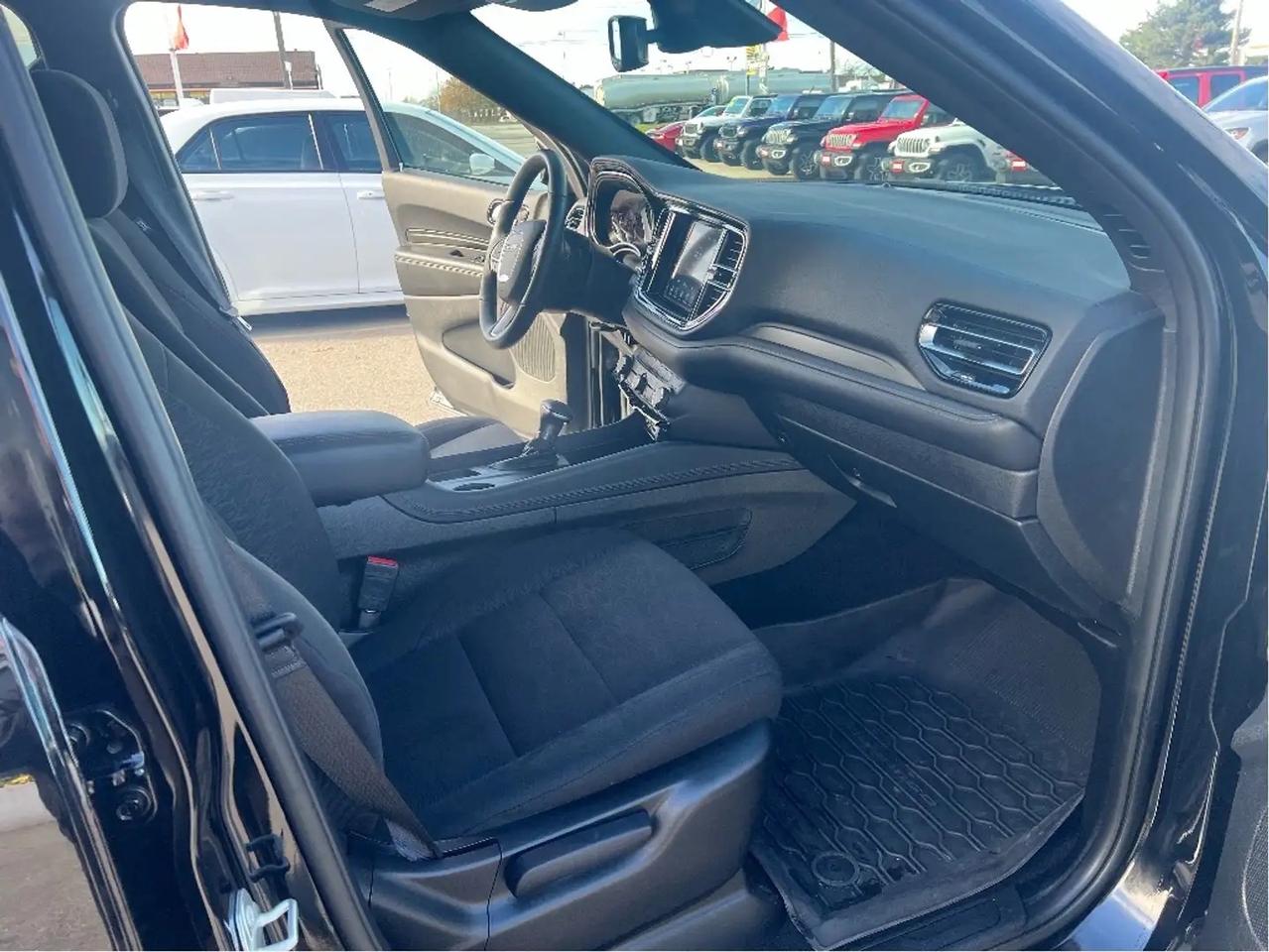 2024 Dodge Durango SXT+ AWD *6,286 KMS!! *BLACKTOP *TOW PACK *7-PASS Photo