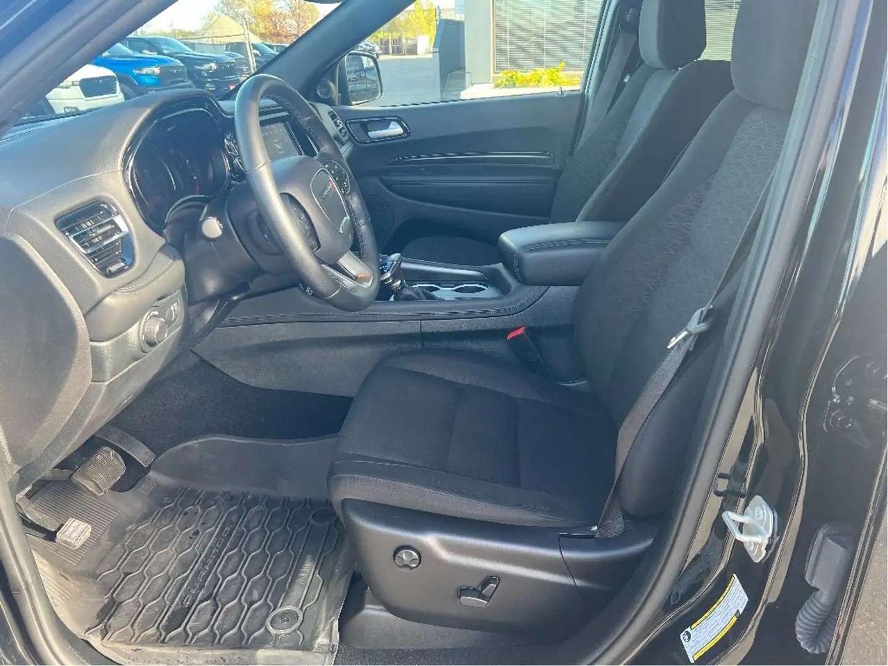 2024 Dodge Durango SXT+ AWD V6 *CARPLAY *BLACKTOP *TOW PACK *7-PASS Photo