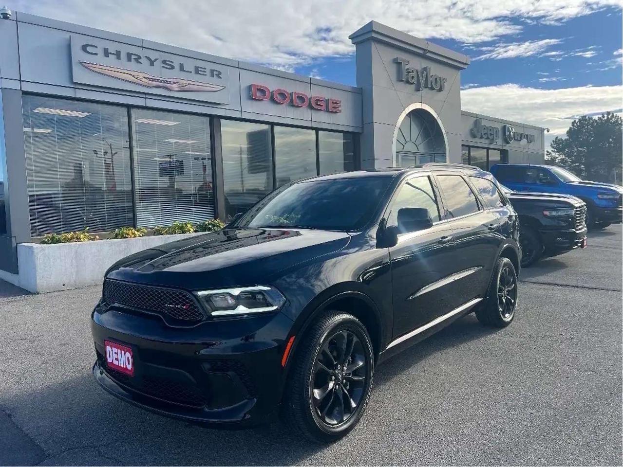 2024 Dodge Durango SXT+ AWD V6 *CARPLAY *BLACKTOP *TOW PACK *7-PASS Photo5