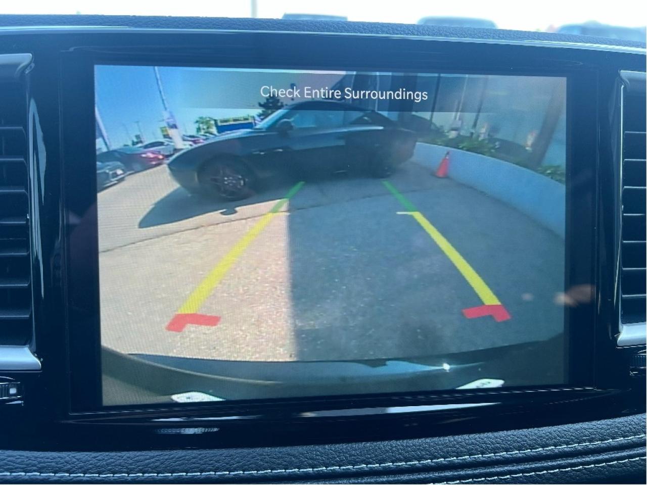 2026 Chrysler Pacifica Select 7-Pass V6 Demonstrator *NAVI *LTHR *LOW KMS Photo