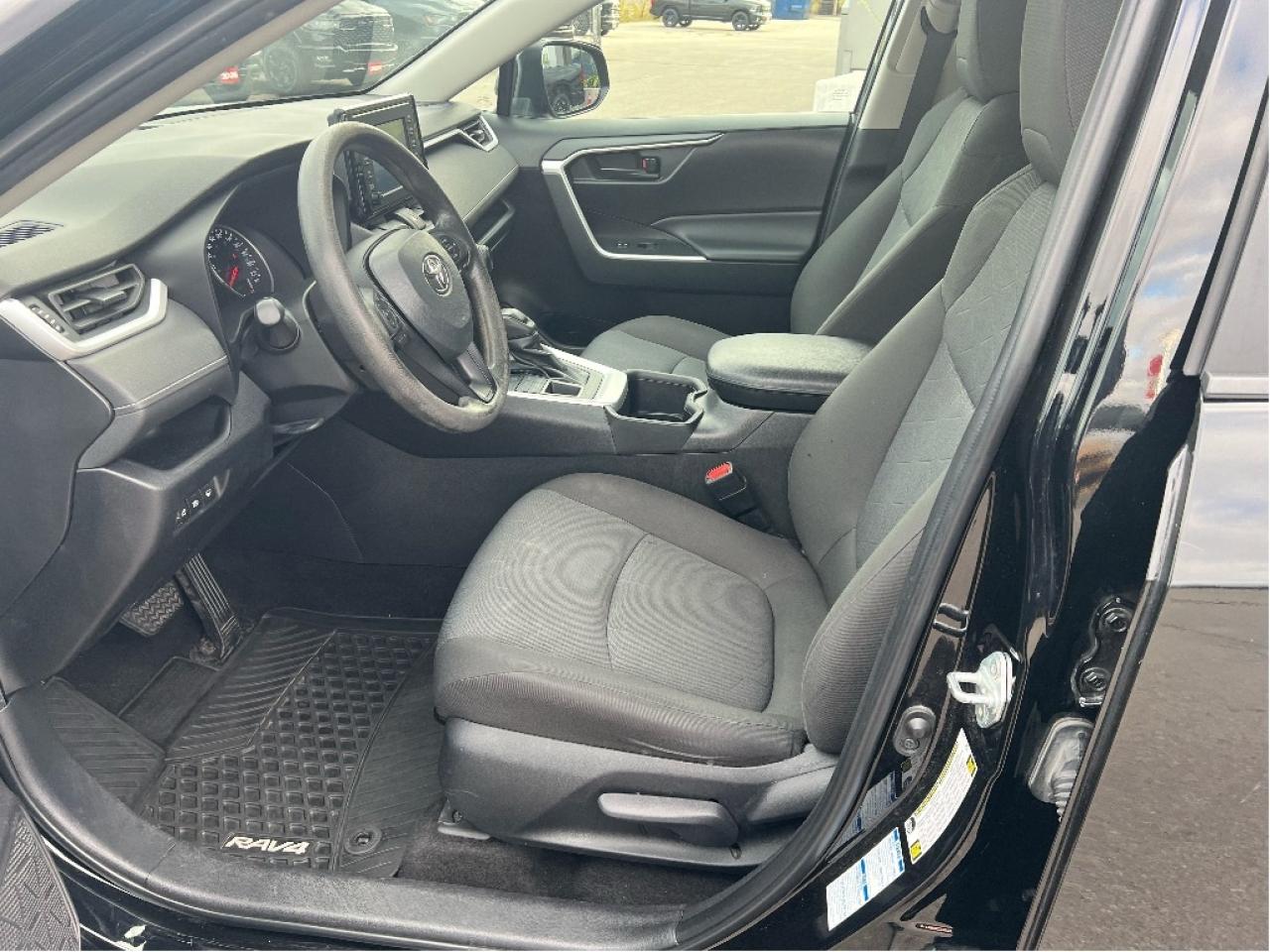 2022 Toyota RAV4 LE AWD *CLEAN CARFAX *HEATED SEATS *SAFETY SENSE Photo