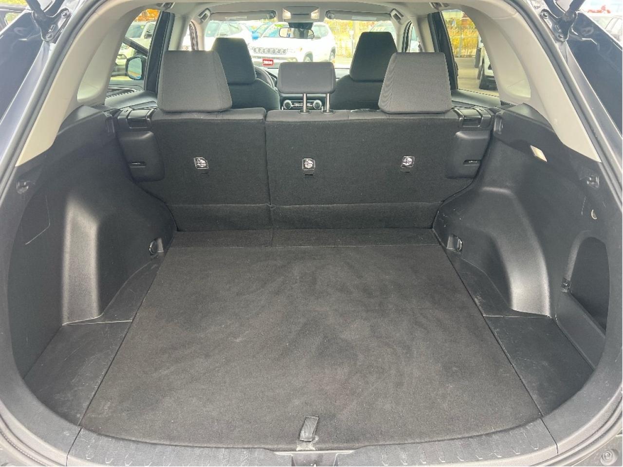 2022 Toyota RAV4 LE AWD *CLEAN CARFAX *HEATED SEATS *SAFETY SENSE Photo