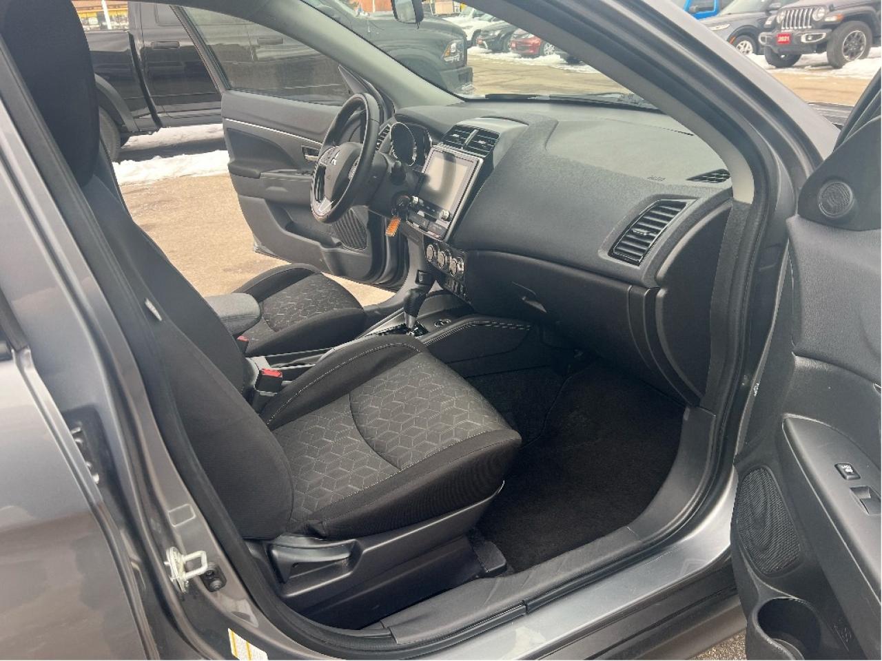 2021 Mitsubishi RVR SE AWD *BLUETOOTH *HEATED SEATS *BKP CAMERA Photo