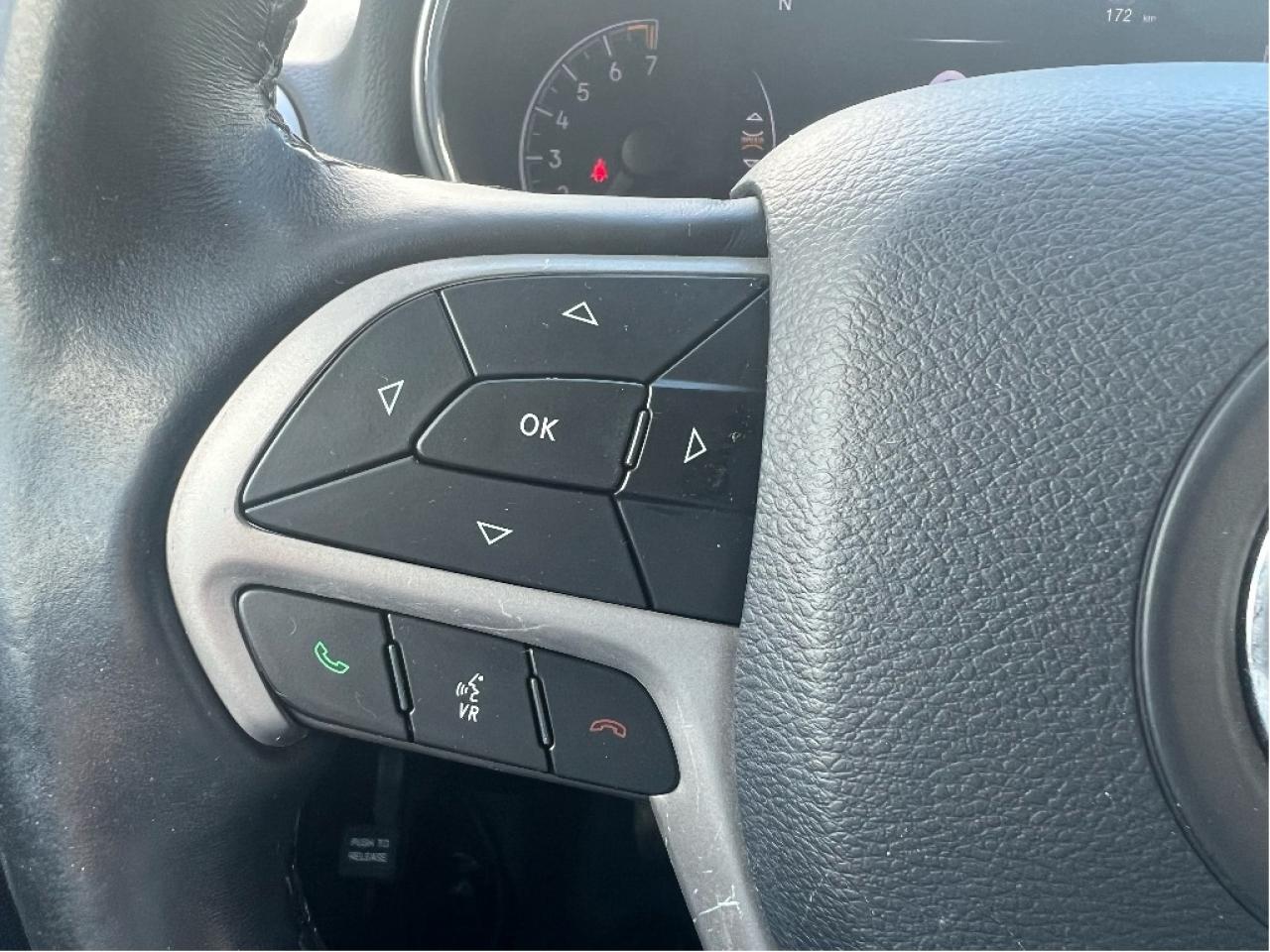 2020 Jeep Grand Cherokee Altitude 4x4 V6 *NAVI *LOW KMS *ONE OWNER Photo