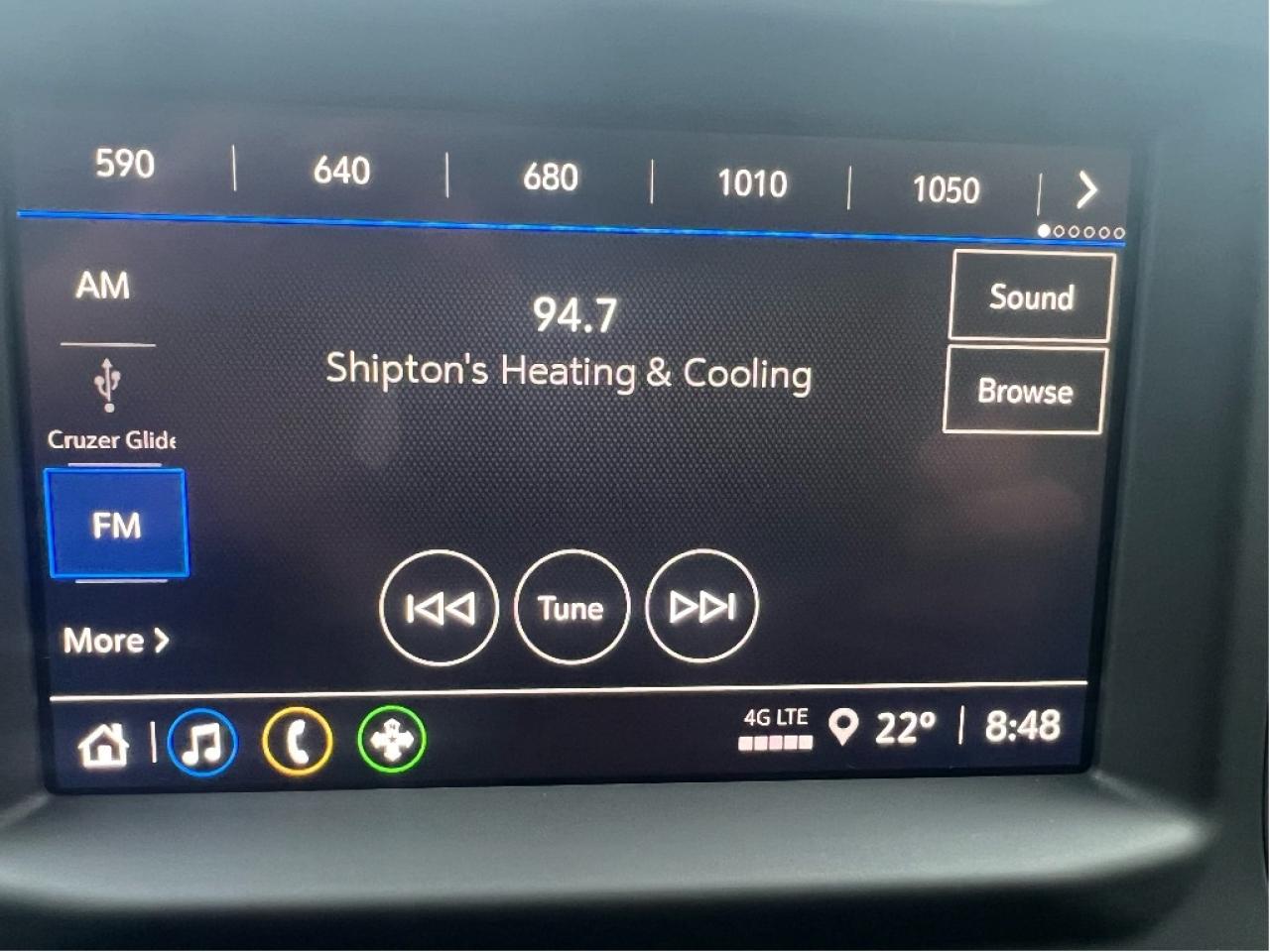 2023 Chevrolet Silverado 1500 Trail Boss Z71 4x4 Crew *LOW KMS *CLEAN CARFAX Photo