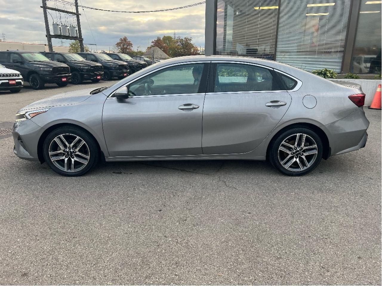 2023 Kia Forte EX *SUNROOF *REMOTE START *HEATED SEATS *1 OWNER Photo