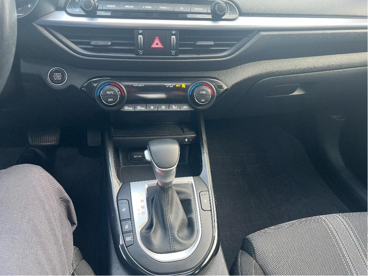 2023 Kia Forte EX *SUNROOF *REMOTE START *HEATED SEATS *1 OWNER Photo