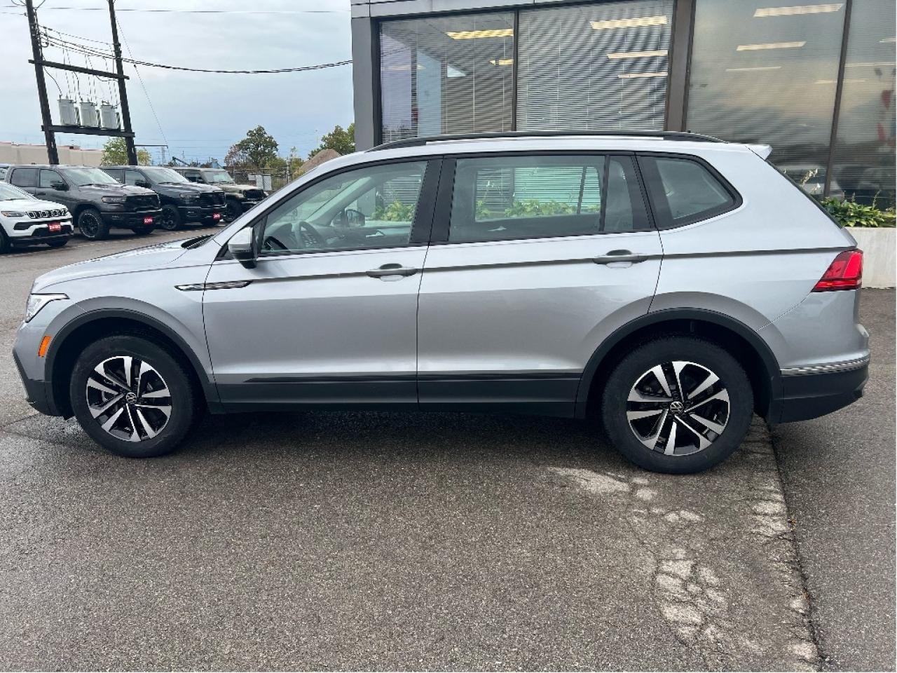 2024 Volkswagen Tiguan Trendline 4MOTION *SAFETY SUITE *CLEAN CARFAX Photo