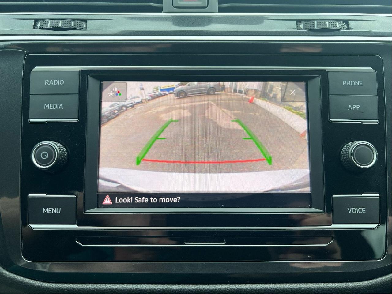 2024 Volkswagen Tiguan Trendline 4MOTION *SAFETY SUITE *CLEAN CARFAX Photo