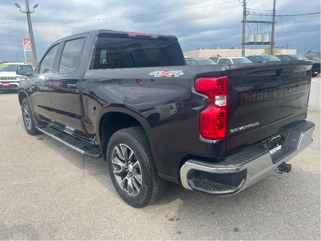 2023 Chevrolet Silverado 1500 LT Crew 4x4 5.3L V8 *CLEAN CARFAX *LOW KMS Photo
