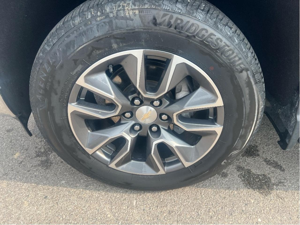 2023 Chevrolet Silverado 1500 LT Crew 4x4 5.3L V8 *CLEAN CARFAX *LOW KMS Photo