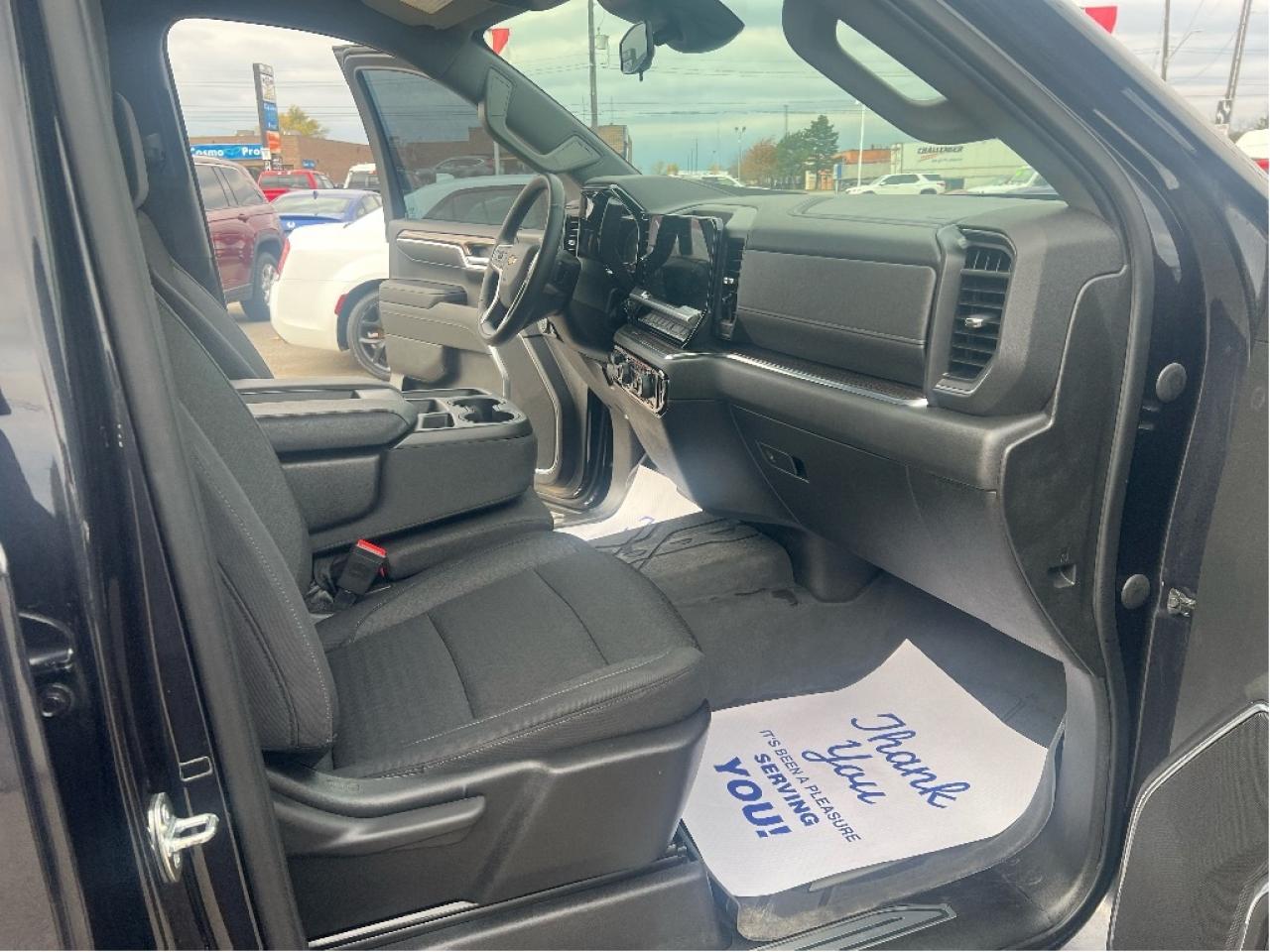 2023 Chevrolet Silverado 1500 LT Crew 4x4 5.3L V8 *CLEAN CARFAX *LOW KMS Photo